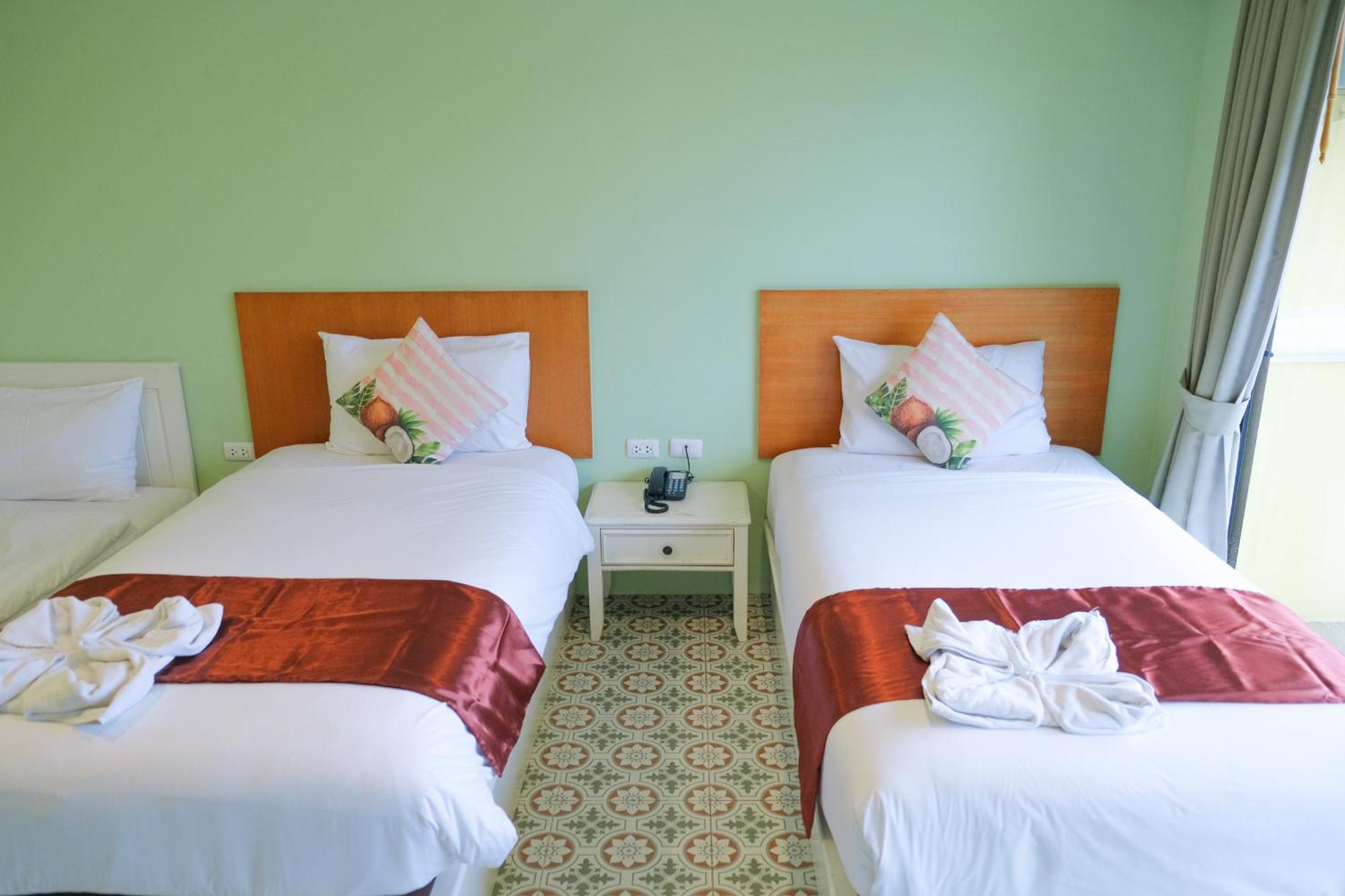 The Pineapple Hotel Krabi town Kültér fotó