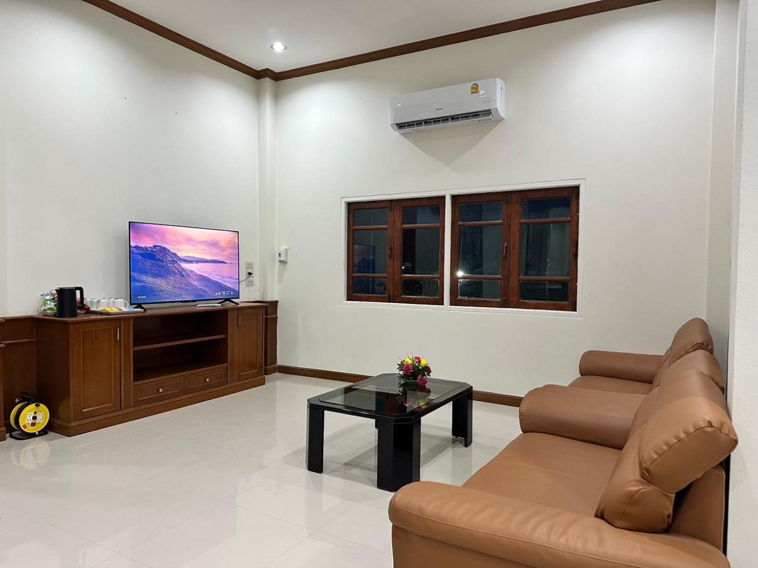 The Pineapple Hotel Krabi town Kültér fotó